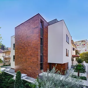 https://residence-by-vestibul-palace.splithotels.org